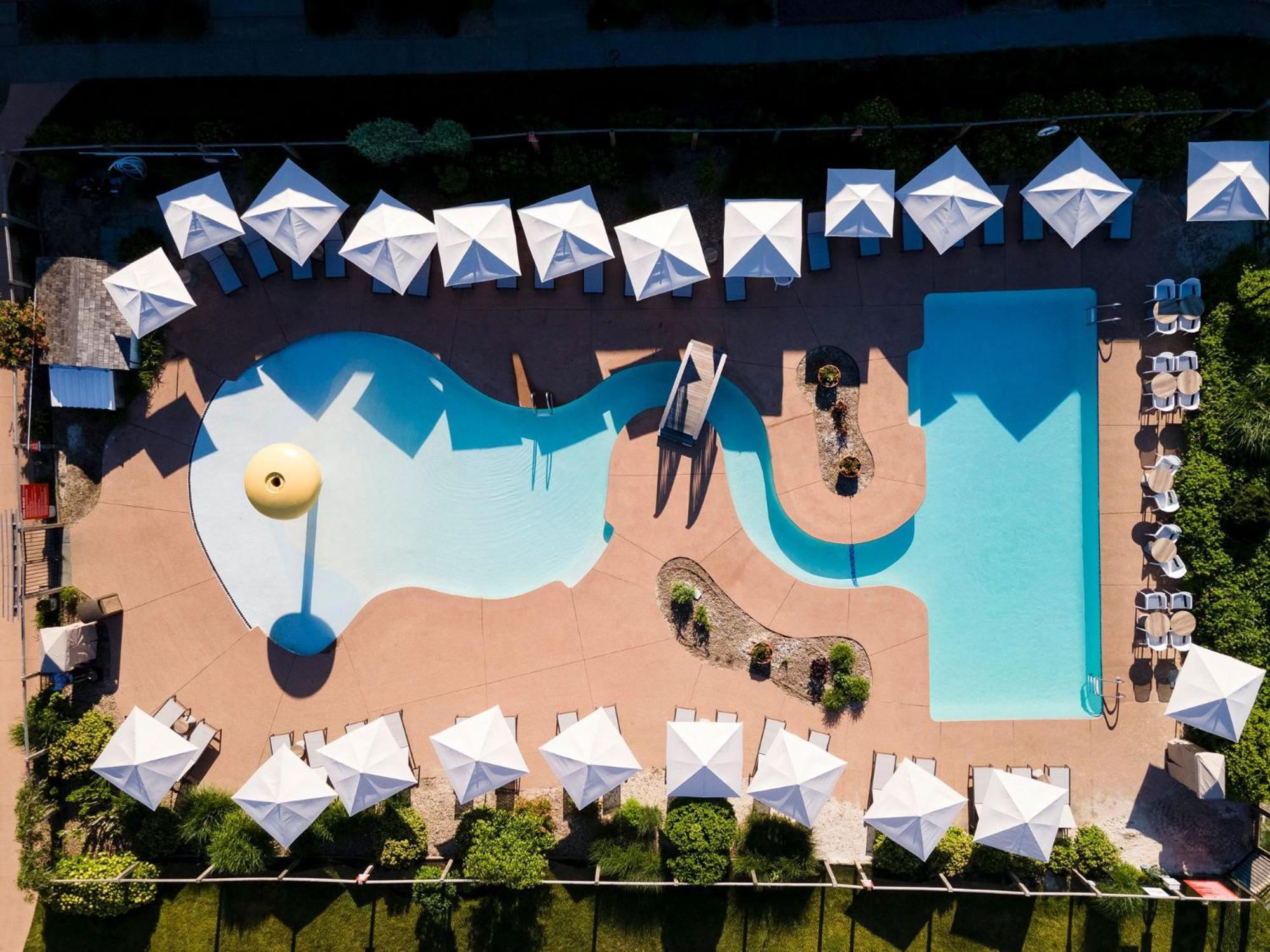 Riviera Beach Resort Саут-Ярмут Екстер'єр фото